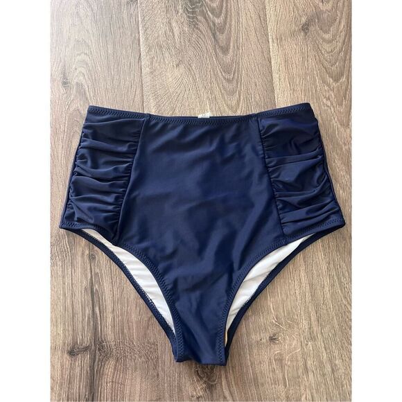 Cupshe Women's Retro Bikini Bottom Ruched Swimsuit Bottoms High Waisted size M - Picture 1 of 4